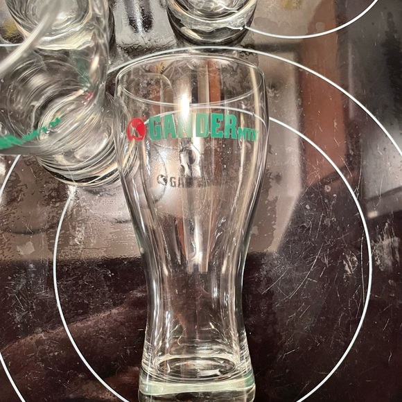 Set of 12 Gander Mountain beer glasses - Picture 3 of 3